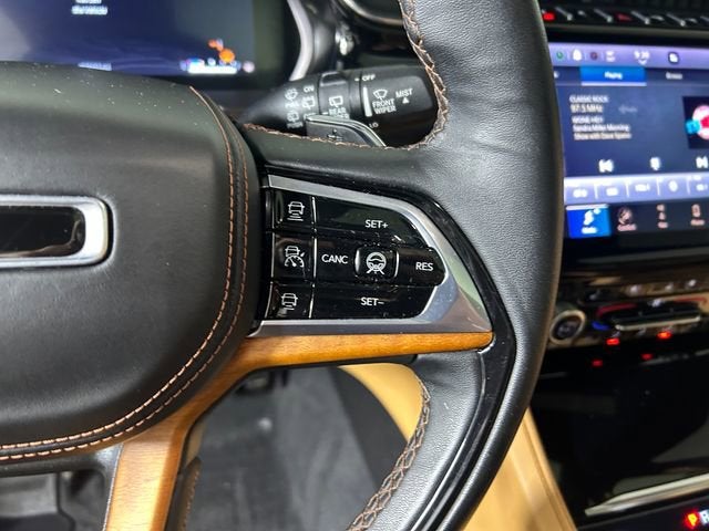 2022 Jeep Grand Cherokee Summit Reserve