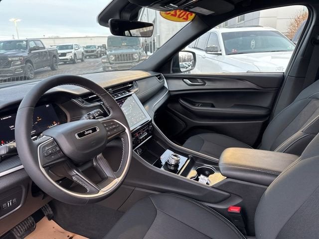 2025 Jeep Grand Cherokee L Laredo X