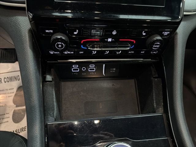 2021 Jeep Grand Cherokee L Laredo