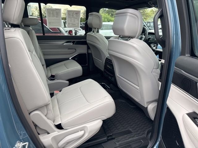 2026 Jeep Grand Wagoneer Limited Reserve