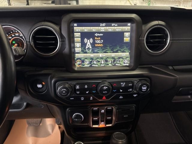 2022 Jeep Gladiator Overland
