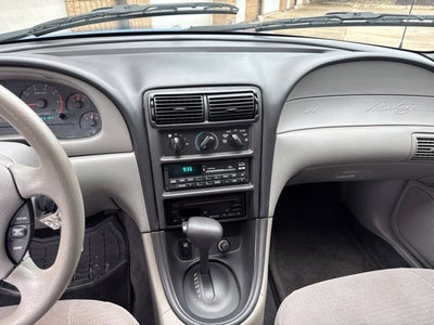 1999 Ford Mustang BASE