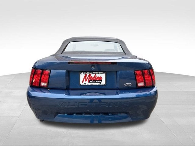 1999 Ford Mustang BASE