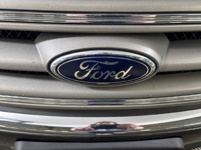 2016 Ford Taurus SEL