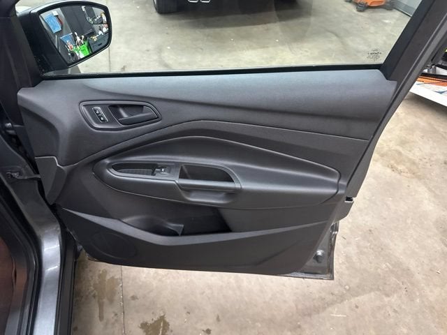 2014 Ford Escape S