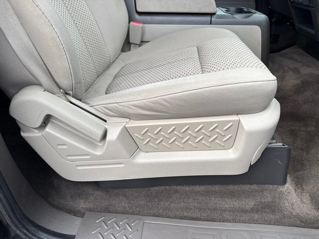 2010 Ford F-150 XL