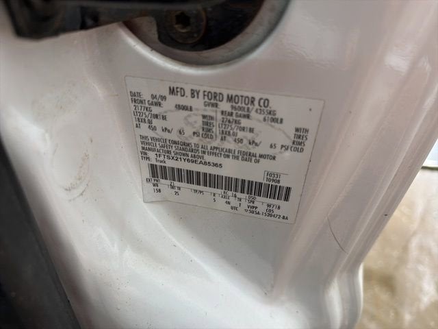 2009 Ford Super Duty F-250 SRW XL