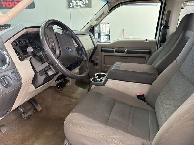 2009 Ford Super Duty F-250 SRW XL