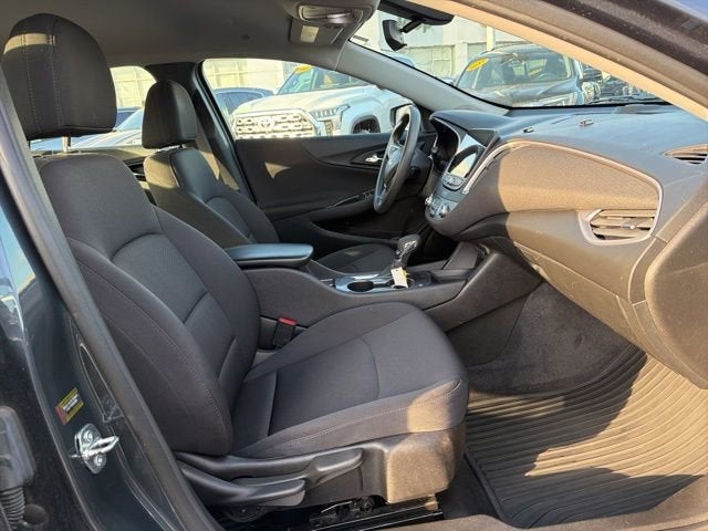 2021 Chevrolet Malibu LS