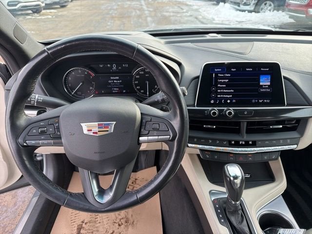 2023 Cadillac CT4 Premium Luxury