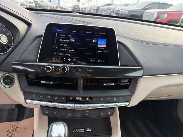 2023 Cadillac CT4 Premium Luxury