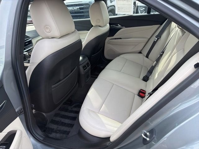 2023 Cadillac CT4 Premium Luxury