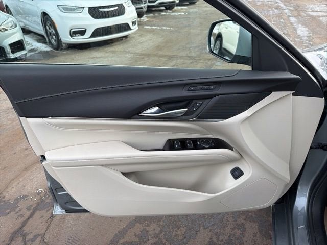 2023 Cadillac CT4 Premium Luxury