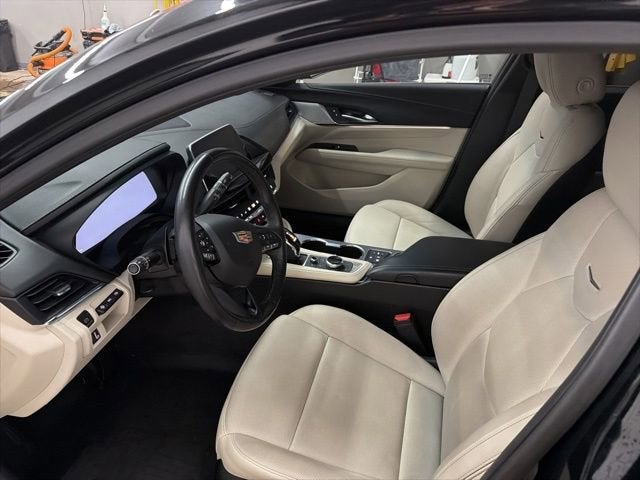 2024 Cadillac CT4 Premium Luxury