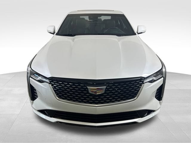 2023 Cadillac CT4 Luxury