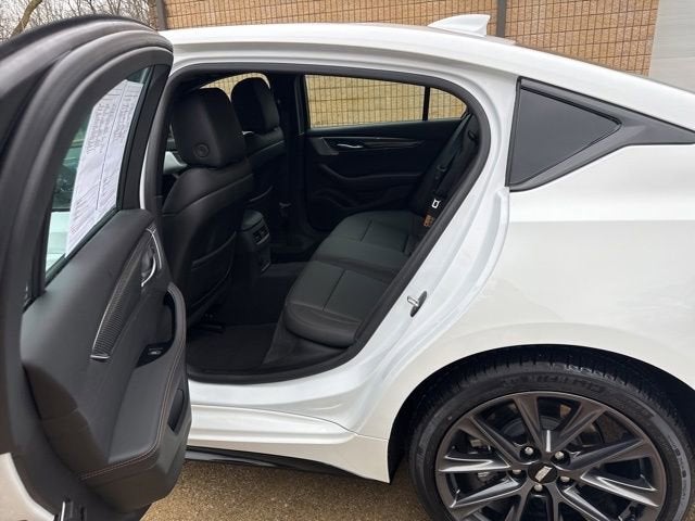 2024 Cadillac CT5 Sport