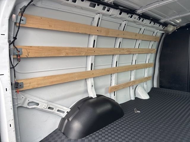 2024 Chevrolet Express Cargo 2500 WT