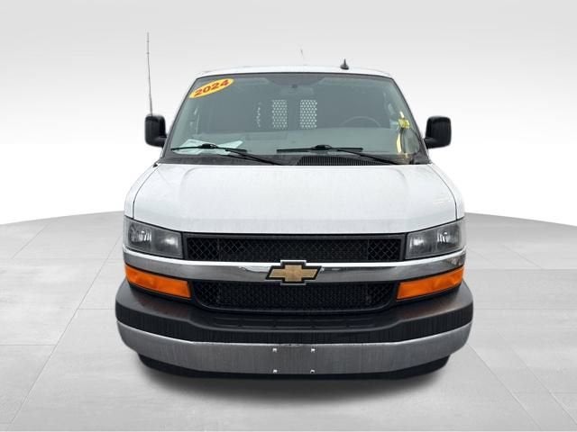 2024 Chevrolet Express Cargo 2500 WT
