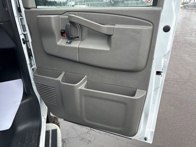 2024 Chevrolet Express Cargo 2500 WT