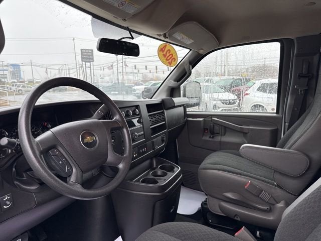 2024 Chevrolet Express Cargo 2500 WT