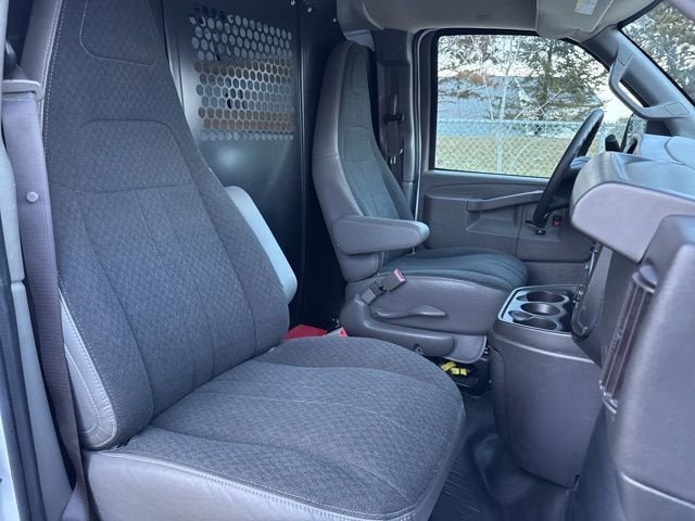 2024 Chevrolet Express Cargo 2500 WT