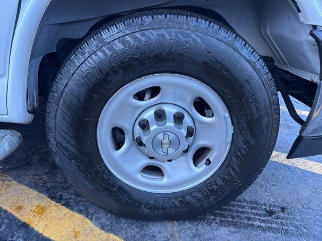 2024 Chevrolet Express Cargo 2500 WT