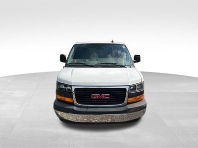 2025 GMC Savana Cutaway 3500 1WT