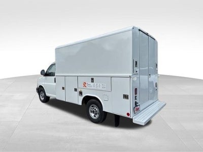 2025 GMC Savana Cutaway 3500 1WT