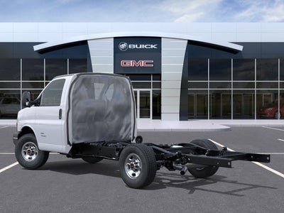 2026 GMC Savana Cutaway 3500 1WT