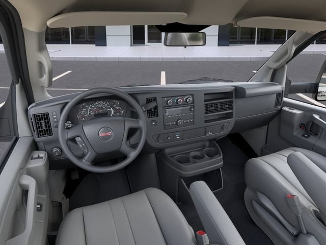 2026 GMC Savana Cutaway 3500 1WT