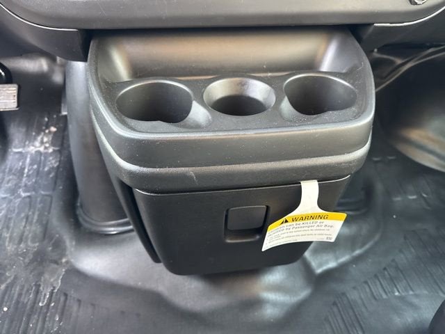 2025 GMC Savana Cutaway 3500 1WT