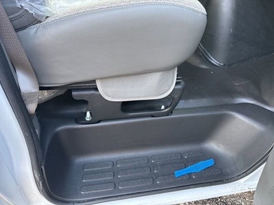 2025 GMC Savana Cutaway 3500 1WT