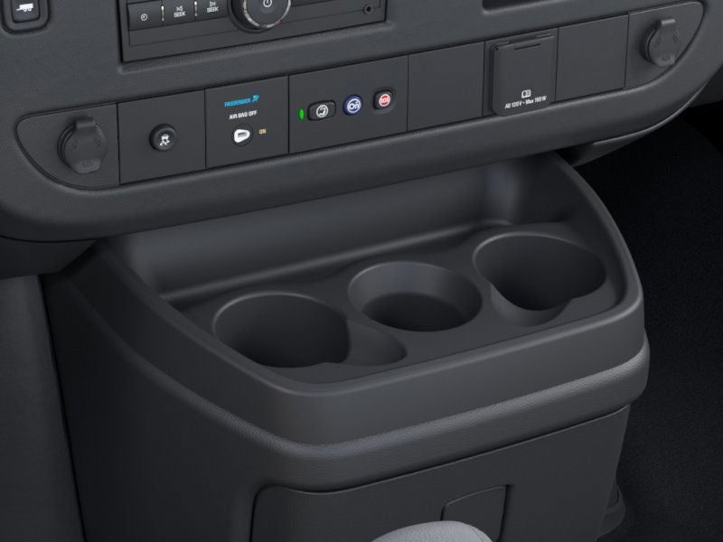 2025 GMC Savana Cutaway 3500 1WT