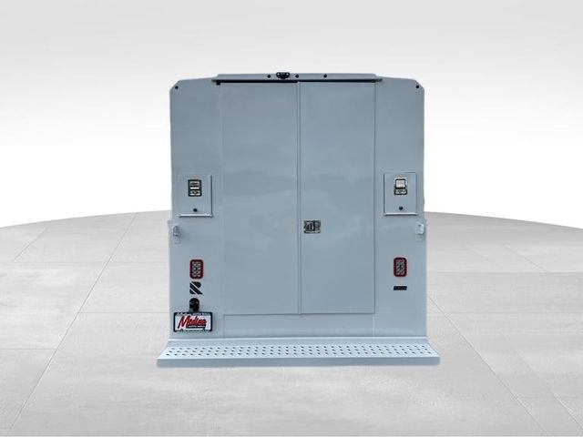 2025 GMC Savana Cutaway 3500 1WT