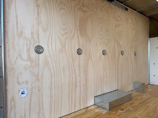 2025 GMC Savana Cutaway 3500 1WT