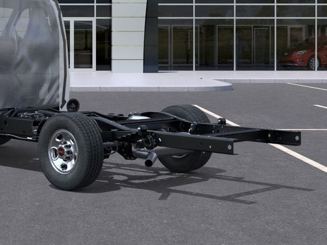 2025 GMC Savana Cutaway 3500 1WT