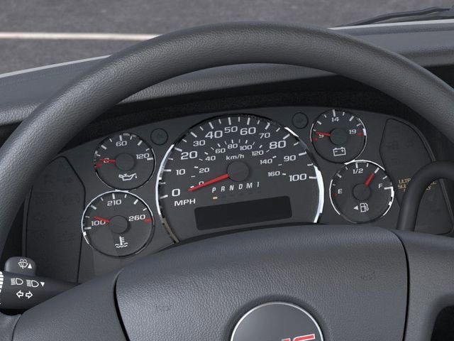 2025 GMC Savana Cutaway 3500 1WT