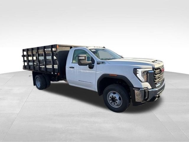 2026 GMC Sierra 3500 HD Chassis Cab Pro
