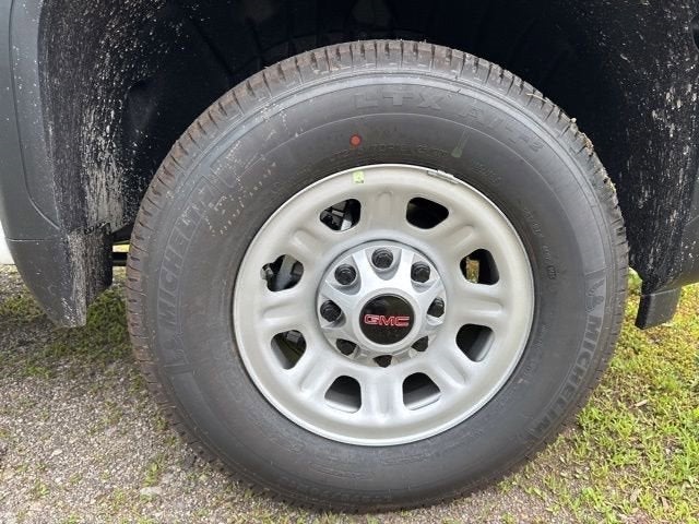 2025 GMC Sierra 3500 HD Pro