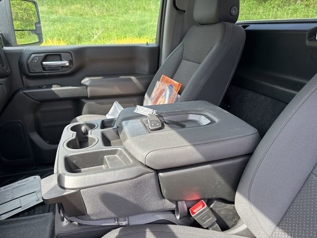 2025 GMC Sierra 3500 HD Pro