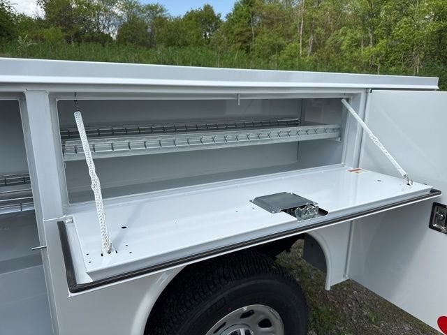 2025 GMC Sierra 3500 HD Pro