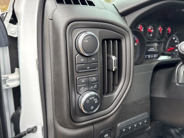 2025 GMC Sierra 3500 HD Pro