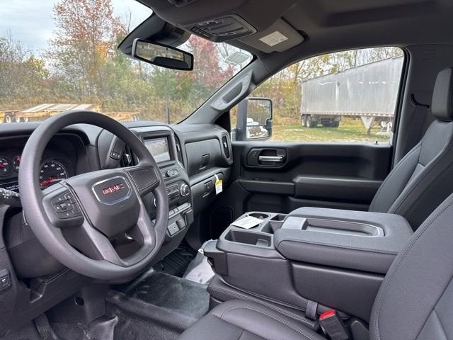 2025 GMC Sierra 3500 HD Pro