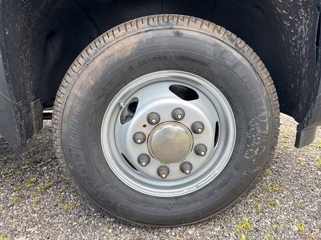 2025 GMC Sierra 3500 HD Chassis Cab Pro