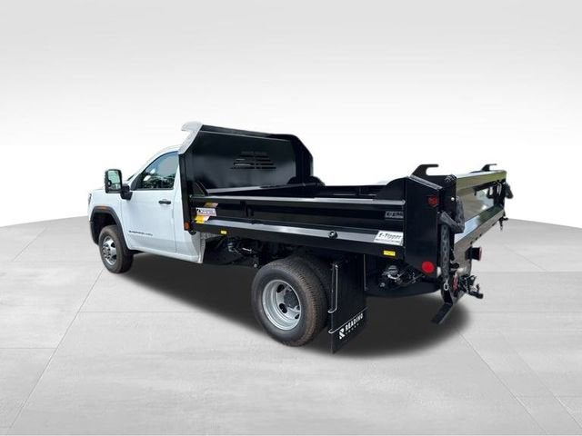 2025 GMC Sierra 3500 HD Chassis Cab Pro
