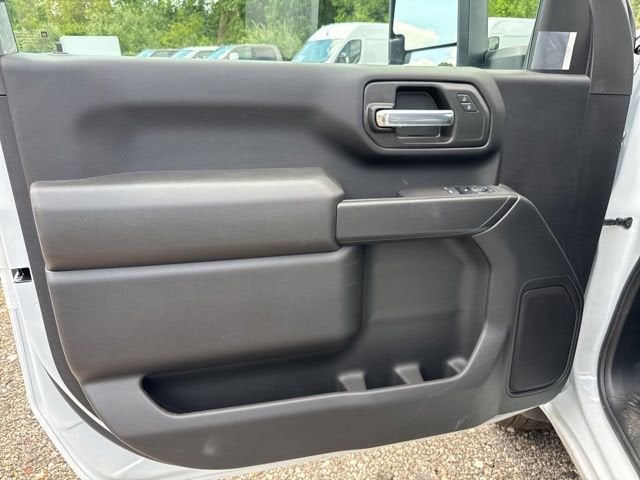 2025 GMC Sierra 3500 HD Chassis Cab Pro