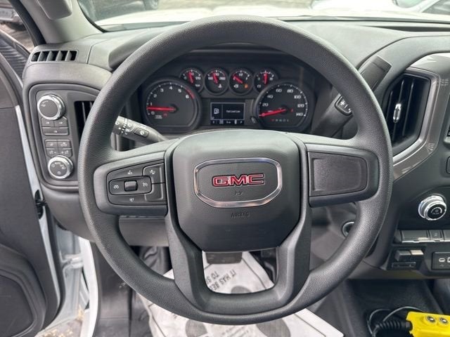 2025 GMC Sierra 3500 HD Chassis Cab Pro