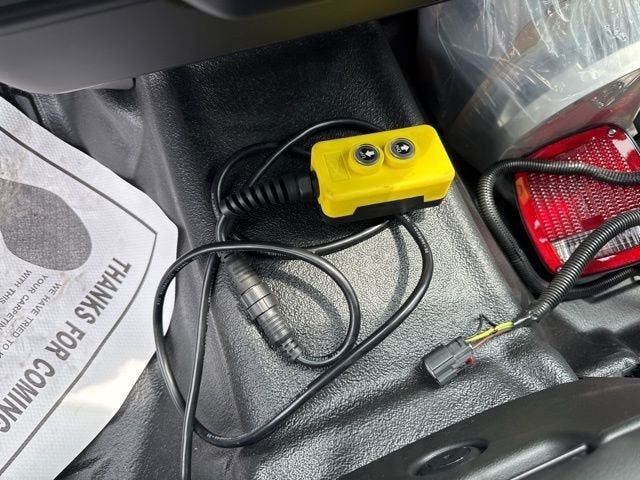 2025 GMC Sierra 3500 HD Chassis Cab Pro