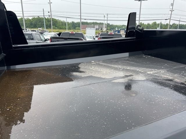 2025 GMC Sierra 3500 HD Chassis Cab Pro