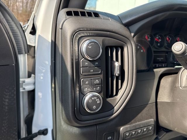 2025 GMC Sierra 3500 HD Pro